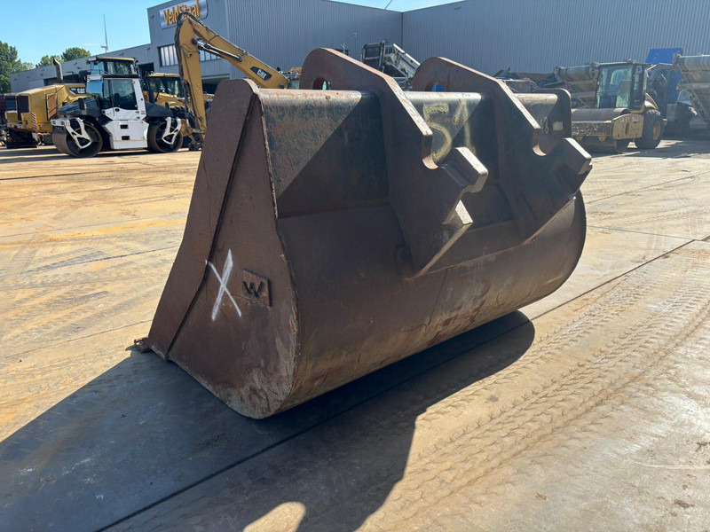 Verachtert GP bucket CW70 for 374F - Ember: gambar 4 Verachtert GP bucket CW70 for 374F - Ember: gambar 4