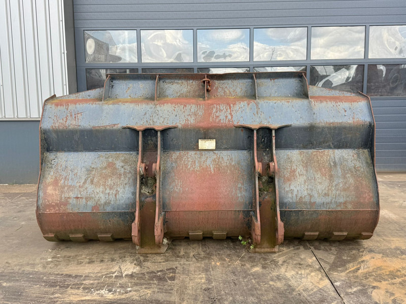 Volvo 4.2 m3 - Ember: gambar 4 Volvo 4.2 m3 - Ember: gambar 4