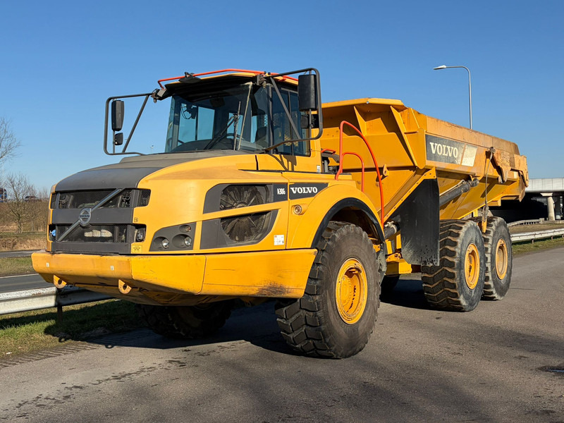 Volvo A30G - Tempat sampah artikulasi: gambar 1 Volvo A30G - Tempat sampah artikulasi: gambar 1