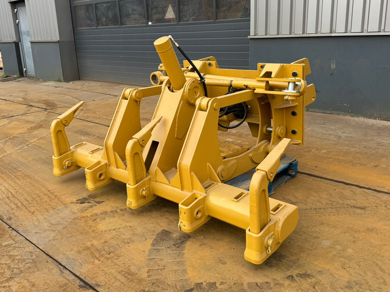 Volvo G930B - Ripper: gambar 2 Volvo G930B - Ripper: gambar 2