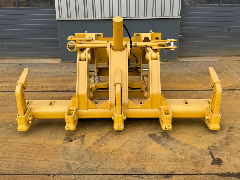 Volvo G930B - Ripper: gambar 1 Volvo G930B - Ripper: gambar 1