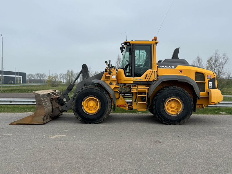 Volvo L110H - Wheel loader: gambar 1 Volvo L110H - Wheel loader: gambar 1