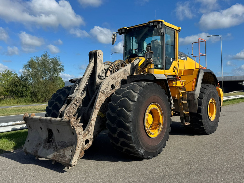 Volvo L220H - Wheel loader: gambar 2 Volvo L220H - Wheel loader: gambar 2