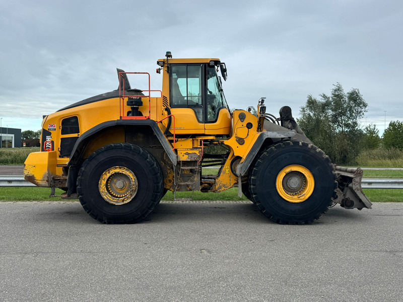 Volvo L220H - Wheel loader: gambar 5 Volvo L220H - Wheel loader: gambar 5