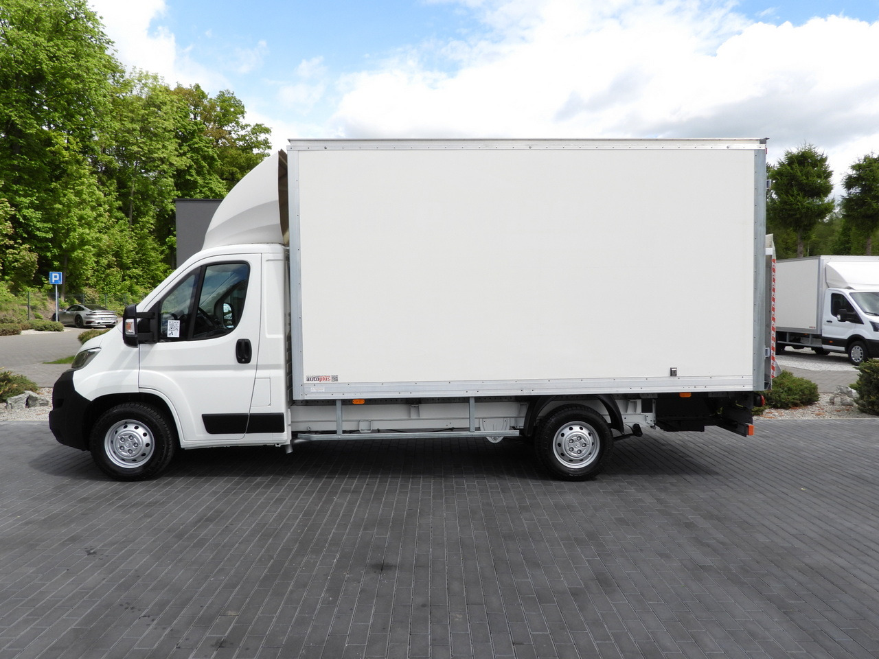 Van box CITROEN JUMPER BOX LIFT 8 PALLETS CRUISE CONTROL NAVIGATION AIR CONDITIONING  165HP: gambar 8