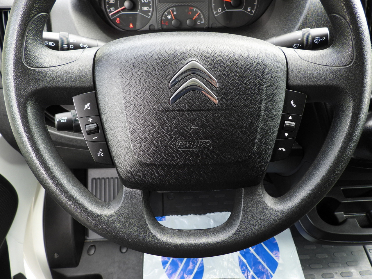 Van box CITROEN JUMPER BOX LIFT 8 PALLETS CRUISE CONTROL NAVIGATION AIR CONDITIONING  165HP: gambar 32