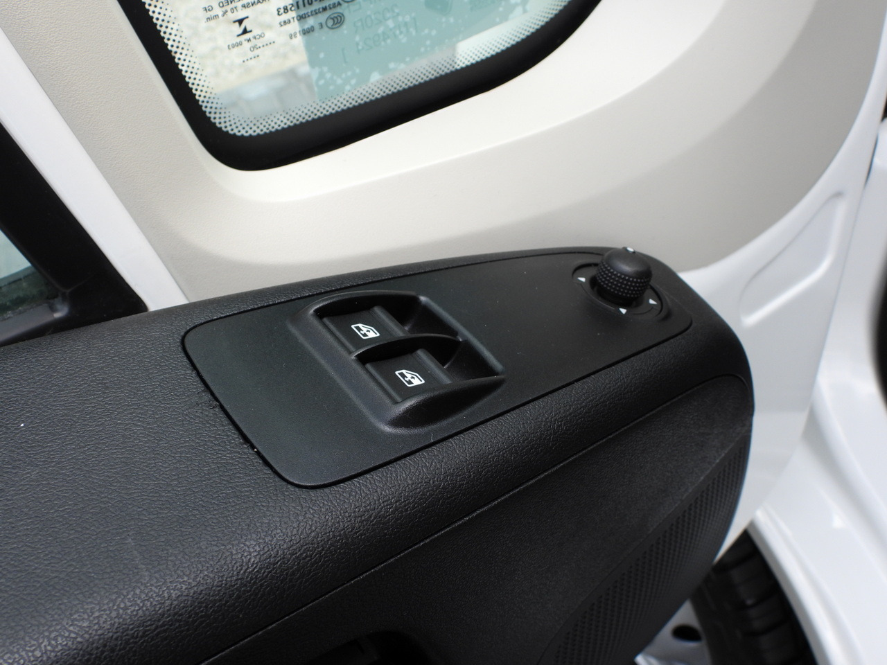 Van box CITROEN JUMPER BOX LIFT 8 PALLETS CRUISE CONTROL NAVIGATION AIR CONDITIONING  165HP: gambar 29