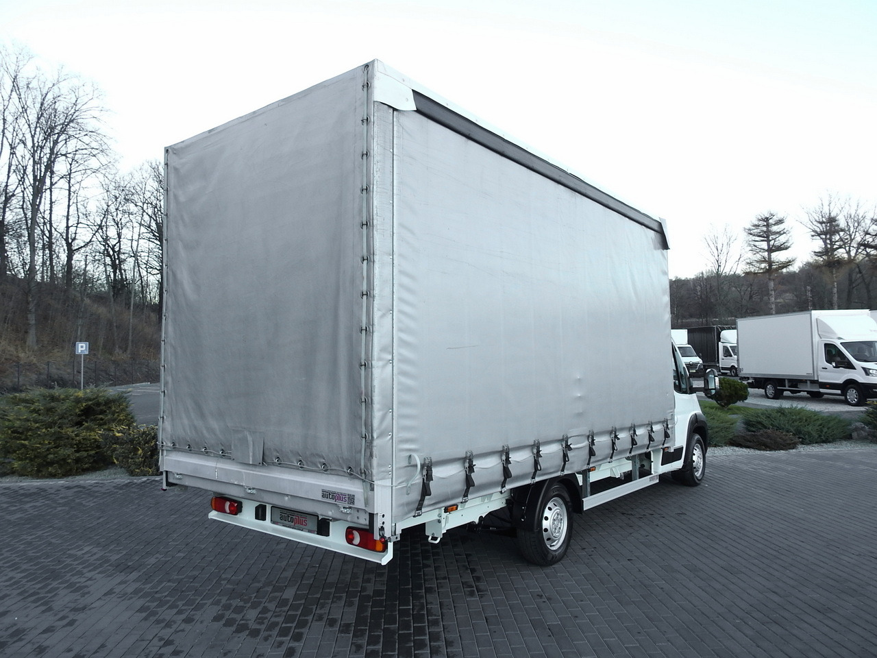 CITROEN JUMPER TARPAULIN 10 PALLETS CRUISE CONTROL AIR CONDITIONING LED LIGHTS PNEUMATICS 165HP - Van dengan terpal samping: gambar 3 CITROEN JUMPER TARPAULIN 10 PALLETS CRUISE CONTROL AIR CONDITIONING LED LIGHTS PNEUMATICS 165HP - Van dengan terpal samping: gambar 3