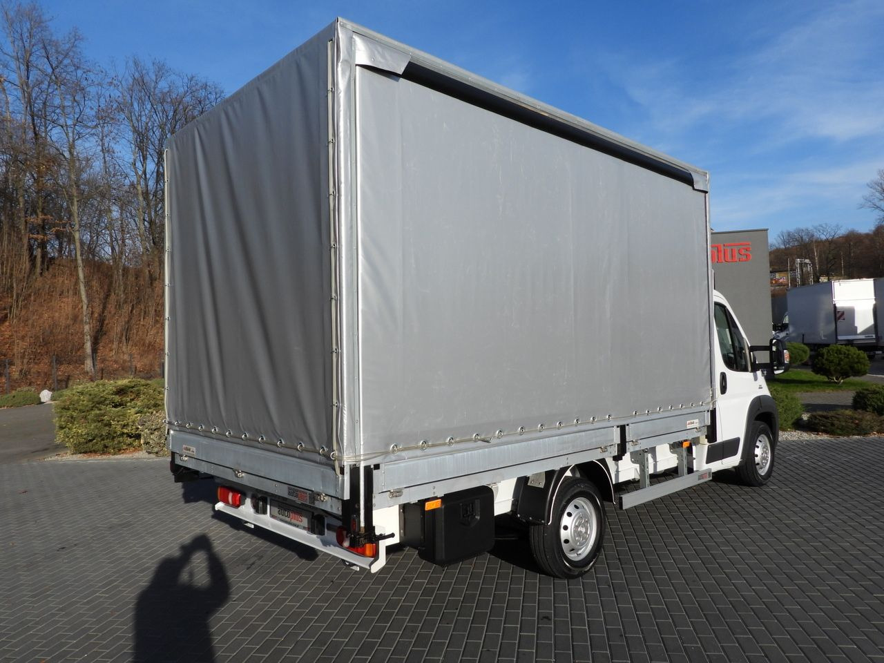 FIAT DUCATO TARPAULIN 8 PALLETS CRUISE CONTROL LED LIGHTS AIR CONDITIONING 180HP - Van dengan terpal samping: gambar 3 FIAT DUCATO TARPAULIN 8 PALLETS CRUISE CONTROL LED LIGHTS AIR CONDITIONING 180HP - Van dengan terpal samping: gambar 3