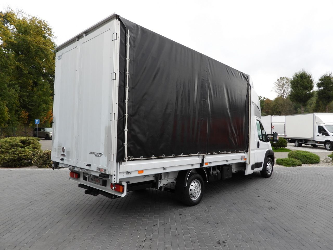FIAT DUCATO TARPAULIN 9 PALLETS CRUISE CONTROL LED LIGHTS PNEUMATICS AIR CONDITIONING 180HP - Van dengan terpal samping: gambar 3 FIAT DUCATO TARPAULIN 9 PALLETS CRUISE CONTROL LED LIGHTS PNEUMATICS AIR CONDITIONING 180HP - Van dengan terpal samping: gambar 3
