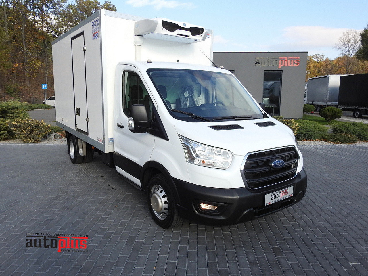 FORD TRANSIT REGRIGERATOR BOX -10*C POWER SUPPLY 230V CRUISE CONTROL AIR CONDITIONING LED LIGHTS PNEUMATICS TWIN WHEELS 130HP - Van berpendingin: gambar 1 FORD TRANSIT REGRIGERATOR BOX -10*C POWER SUPPLY 230V CRUISE CONTROL AIR CONDITIONING LED LIGHTS PNEUMATICS TWIN WHEELS 130HP - Van berpendingin: gambar 1