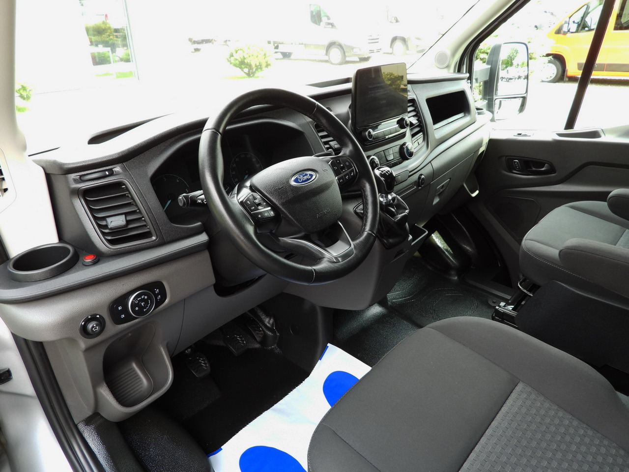 FORD TRANSIT TARPAULIN 10 PALLETS WEBASTO CRUISE CONTROL LED LIGHTS PNEUMATICS AIR CONDITIONING 160HP - Van dengan terpal samping: gambar 2 FORD TRANSIT TARPAULIN 10 PALLETS WEBASTO CRUISE CONTROL LED LIGHTS PNEUMATICS AIR CONDITIONING 160HP - Van dengan terpal samping: gambar 2