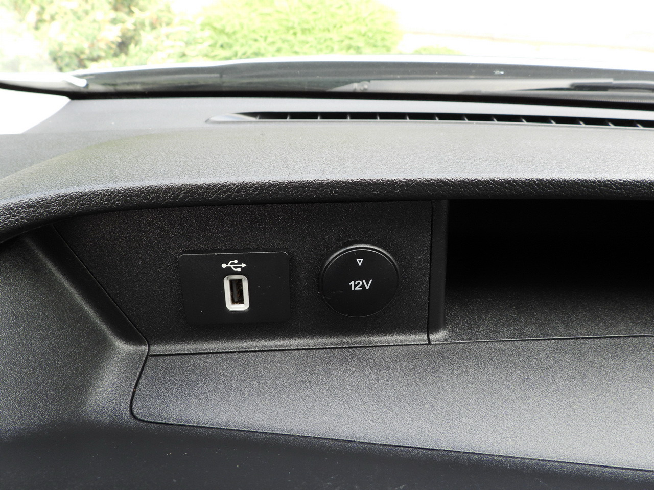 Van dengan terpal samping FORD TRANSIT TARPAULIN 10 PALLETS WEBASTO CRUISE CONTROL LED LIGHTS PNEUMATICS AIR CONDITIONING 160HP: gambar 42 Van dengan terpal samping FORD TRANSIT TARPAULIN 10 PALLETS WEBASTO CRUISE CONTROL LED LIGHTS PNEUMATICS AIR CONDITIONING 160HP: gambar 42