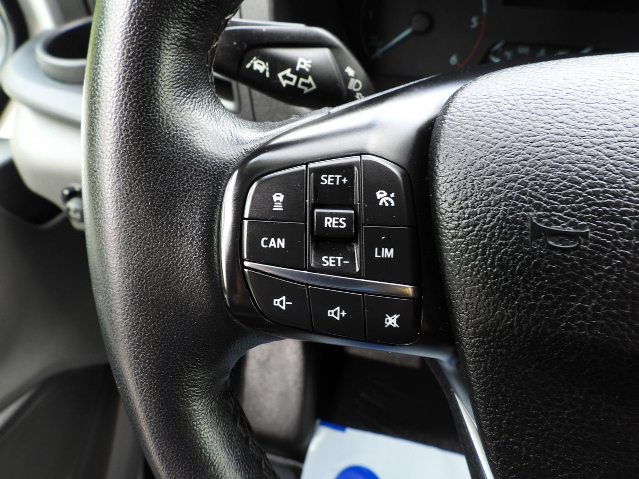 Van dengan terpal samping FORD TRANSIT TARPAULIN 10 PALLETS WEBASTO CRUISE CONTROL LED LIGHTS PNEUMATICS AIR CONDITIONING 160HP: gambar 35 Van dengan terpal samping FORD TRANSIT TARPAULIN 10 PALLETS WEBASTO CRUISE CONTROL LED LIGHTS PNEUMATICS AIR CONDITIONING 160HP: gambar 35