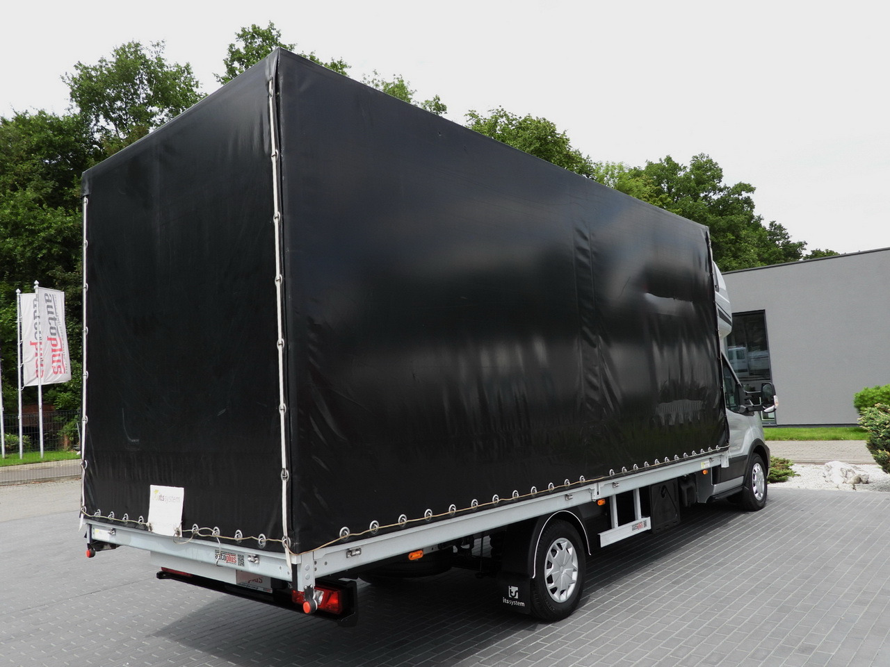 Van dengan terpal samping FORD TRANSIT TARPAULIN 10 PALLETS WEBASTO CRUISE CONTROL LED LIGHTS PNEUMATICS AIR CONDITIONING 160HP: gambar 13 Van dengan terpal samping FORD TRANSIT TARPAULIN 10 PALLETS WEBASTO CRUISE CONTROL LED LIGHTS PNEUMATICS AIR CONDITIONING 160HP: gambar 13