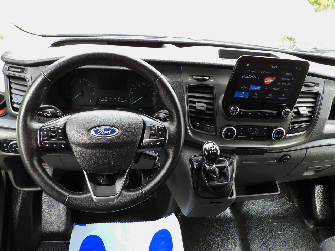 Van dengan terpal samping FORD TRANSIT TARPAULIN 10 PALLETS WEBASTO CRUISE CONTROL LED LIGHTS PNEUMATICS AIR CONDITIONING 160HP: gambar 28 Van dengan terpal samping FORD TRANSIT TARPAULIN 10 PALLETS WEBASTO CRUISE CONTROL LED LIGHTS PNEUMATICS AIR CONDITIONING 160HP: gambar 28