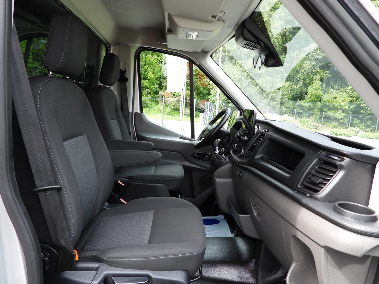 Van dengan terpal samping FORD TRANSIT TARPAULIN 10 PALLETS WEBASTO CRUISE CONTROL LED LIGHTS PNEUMATICS AIR CONDITIONING 160HP: gambar 45 Van dengan terpal samping FORD TRANSIT TARPAULIN 10 PALLETS WEBASTO CRUISE CONTROL LED LIGHTS PNEUMATICS AIR CONDITIONING 160HP: gambar 45