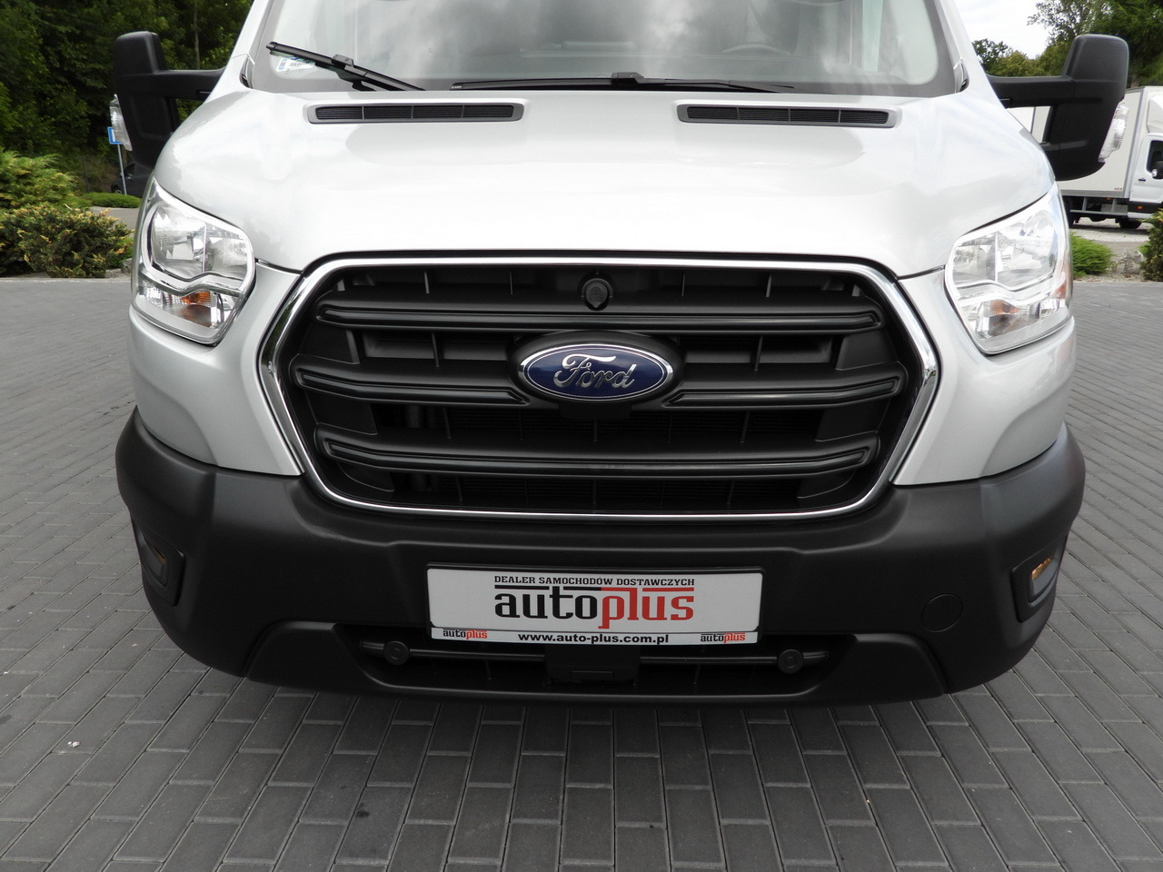 Van dengan terpal samping FORD TRANSIT TARPAULIN 10 PALLETS WEBASTO CRUISE CONTROL LED LIGHTS PNEUMATICS AIR CONDITIONING 160HP: gambar 14 Van dengan terpal samping FORD TRANSIT TARPAULIN 10 PALLETS WEBASTO CRUISE CONTROL LED LIGHTS PNEUMATICS AIR CONDITIONING 160HP: gambar 14