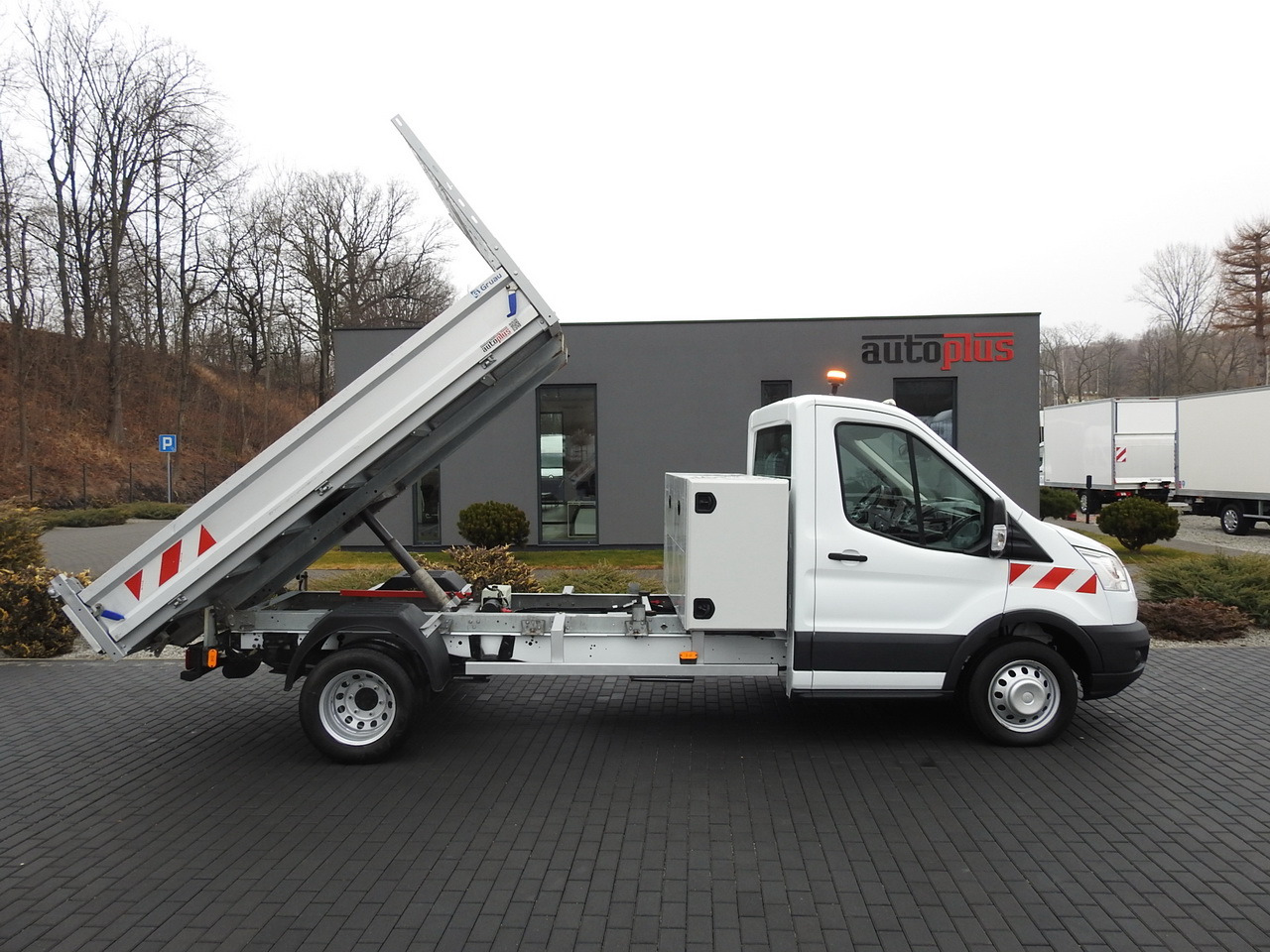 Van jungkit FORD TRANSIT TIPPER CRUISE CONTROL AIR CONDITIONING TWIN WHEELS  170HP: gambar 7
