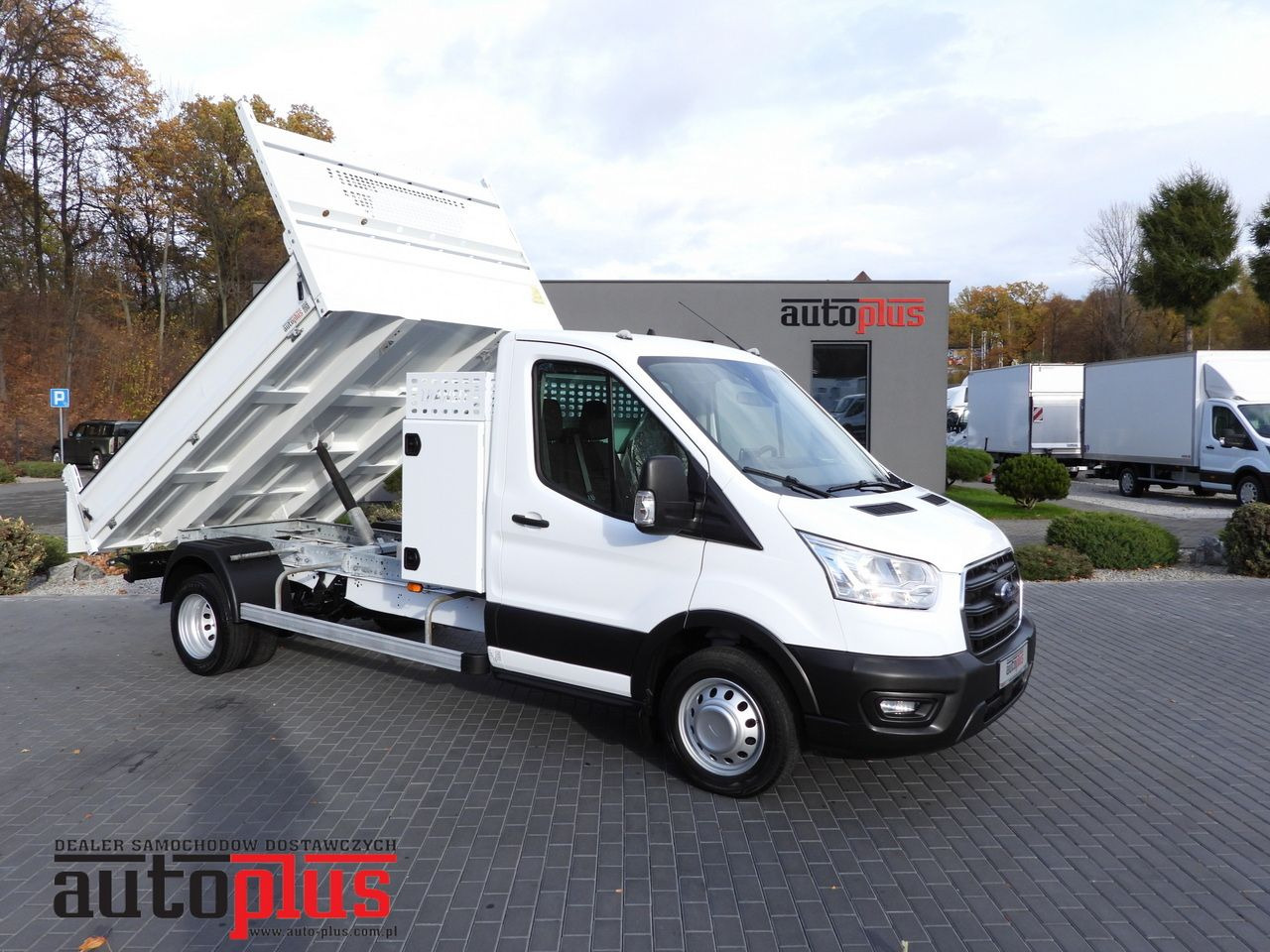 FORD TRANSIT TIPPER CRUISE CONTROL LED LIGHTS TWIN WHEELS AIR CONDITIONING 130HP - Van jungkit: gambar 1 FORD TRANSIT TIPPER CRUISE CONTROL LED LIGHTS TWIN WHEELS AIR CONDITIONING 130HP - Van jungkit: gambar 1