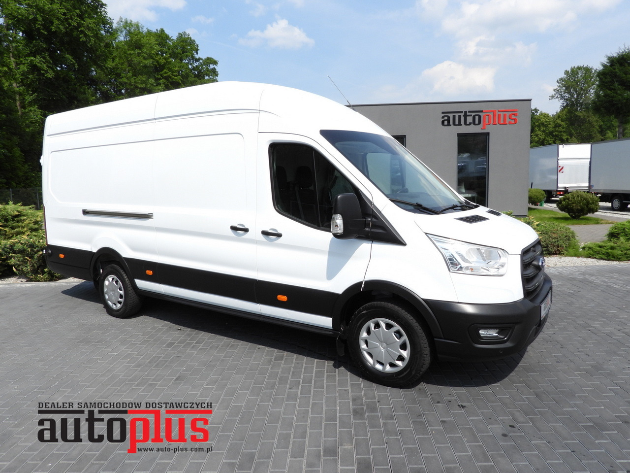 FORD TRANSIT VAN CRUISE CONTROL LED LIGHTS AIR CONDITIONING 130HP - Van panel: gambar 1 FORD TRANSIT VAN CRUISE CONTROL LED LIGHTS AIR CONDITIONING 130HP - Van panel: gambar 1