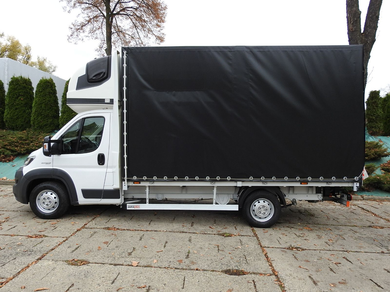 Van dengan terpal samping Fiat DUCATO PRITSCHE PLANE AUFZUG 8 PALETTEN  WEBASTO: gambar 8