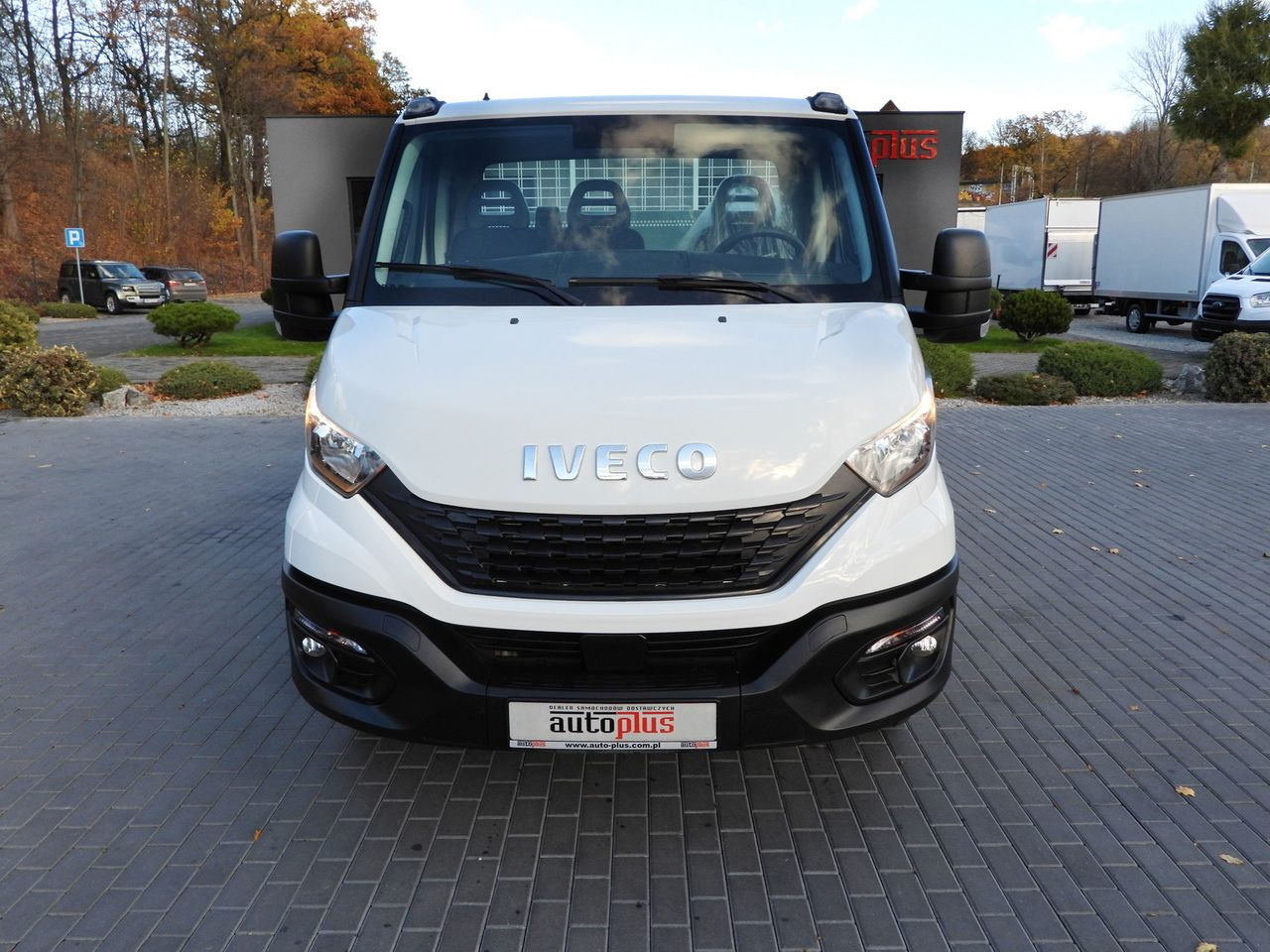 IVECO DAILY 35C16 TIPPER CRUISE CONTROL TWIN WHEELS AIR CONDITIONING 160HP - Van jungkit: gambar 5 IVECO DAILY 35C16 TIPPER CRUISE CONTROL TWIN WHEELS AIR CONDITIONING 160HP - Van jungkit: gambar 5
