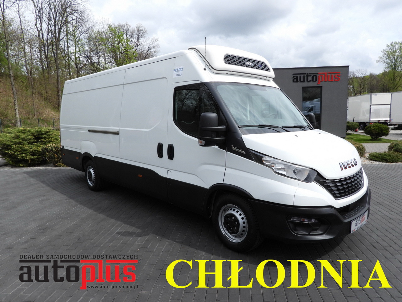 IVECO DAILY 35S14 REFRIGERATOR VAN 0*C POWER SUPPLY 230V CRUISE CONTROL AUTOMATIC TRANSMISSION HI-MATIC AIR CONDITIONING 140HP - Van berpendingin: gambar 1 IVECO DAILY 35S14 REFRIGERATOR VAN 0*C POWER SUPPLY 230V CRUISE CONTROL AUTOMATIC TRANSMISSION HI-MATIC AIR CONDITIONING 140HP - Van berpendingin: gambar 1
