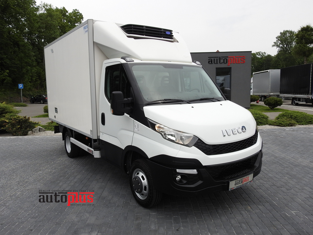 IVECO DAILY 35S15 REGRIGERATOR BOX -12*C 8 PALLETS CRUISE CONTROL TWIN WHEELS AIR CONDITIONING 150HP - Van berpendingin: gambar 1 IVECO DAILY 35S15 REGRIGERATOR BOX -12*C 8 PALLETS CRUISE CONTROL TWIN WHEELS AIR CONDITIONING 150HP - Van berpendingin: gambar 1