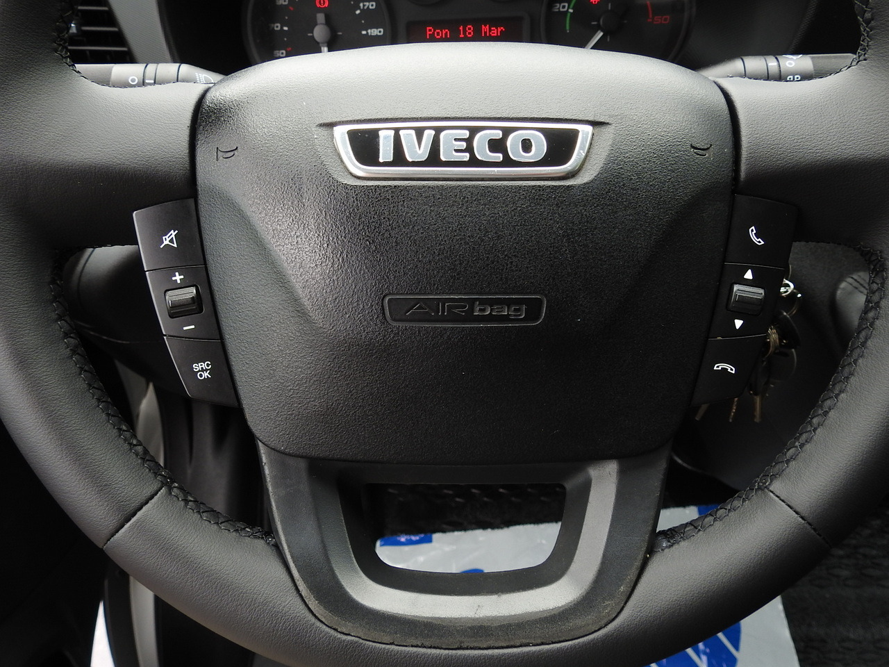 Van berpendingin IVECO DAILY 35S15 REGRIGERATOR BOX -12*C 8 PALLETS CRUISE CONTROL TWIN WHEELS AIR CONDITIONING  150HP: gambar 32