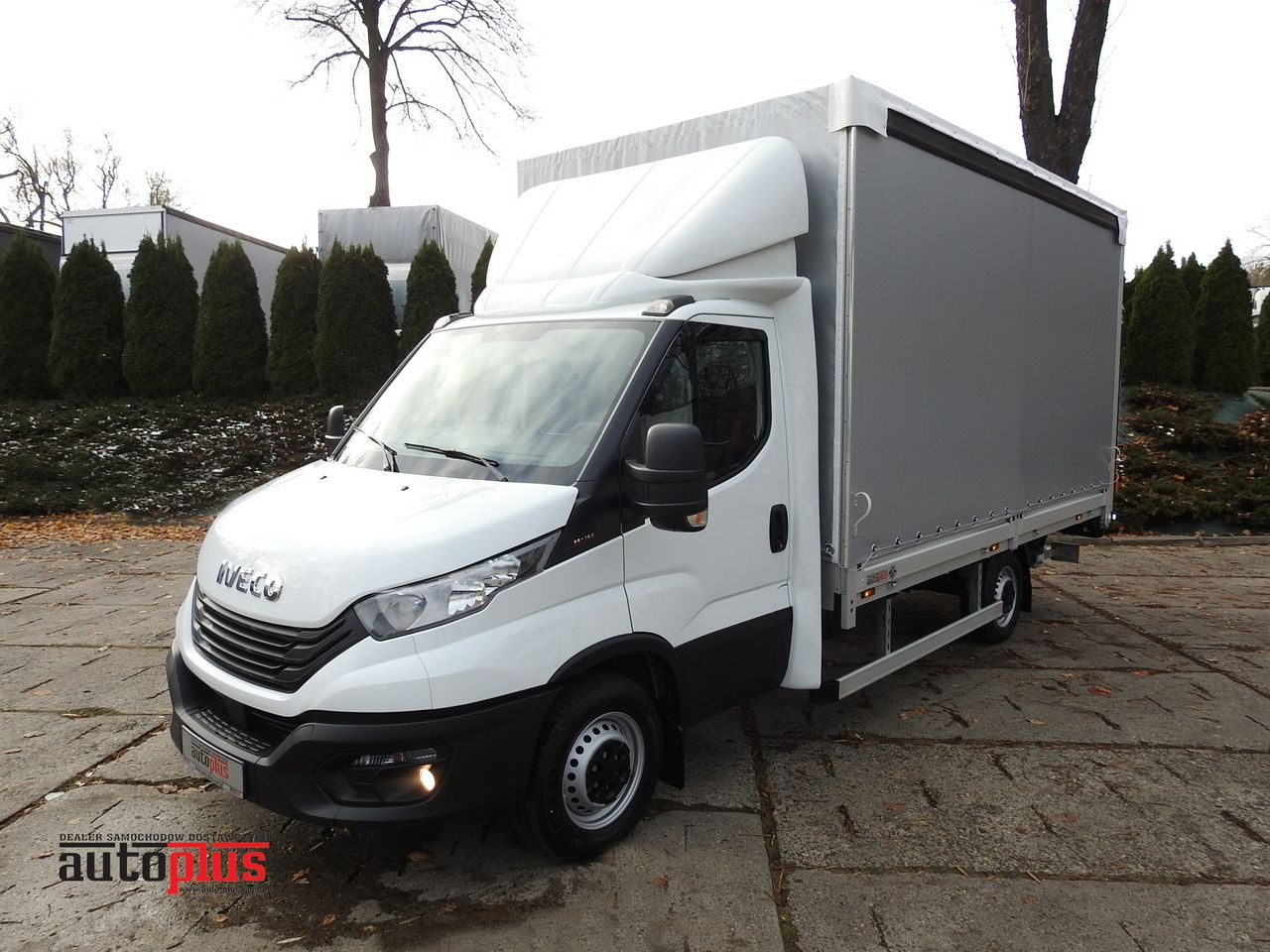 IVECO DAILY 35S16 NEW TARPAULIN LIFT 8 PALLETS CRUISE CONTROL AIR CONDITIONING 160HP - Van dengan terpal samping: gambar 1 IVECO DAILY 35S16 NEW TARPAULIN LIFT 8 PALLETS CRUISE CONTROL AIR CONDITIONING 160HP - Van dengan terpal samping: gambar 1