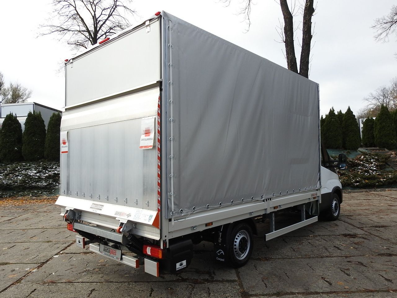 IVECO DAILY 35S16 NEW TARPAULIN LIFT 8 PALLETS CRUISE CONTROL AIR CONDITIONING 160HP - Van dengan terpal samping: gambar 3 IVECO DAILY 35S16 NEW TARPAULIN LIFT 8 PALLETS CRUISE CONTROL AIR CONDITIONING 160HP - Van dengan terpal samping: gambar 3