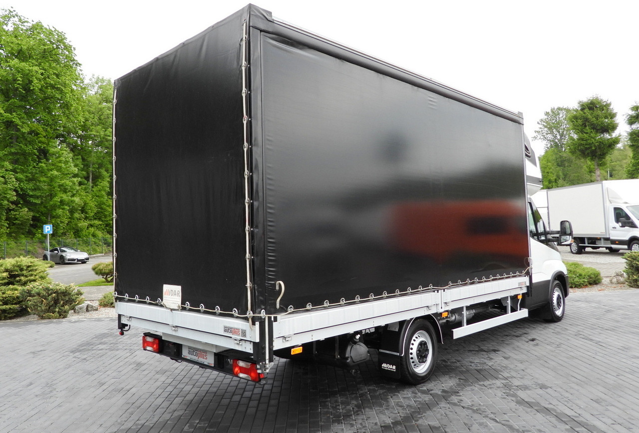 IVECO DAILY 35S18 TARPAULIN 10 PALLETS WEBASTO CRUISE CONTROL AIR CONDITIONING 180HP - Van dengan terpal samping: gambar 3 IVECO DAILY 35S18 TARPAULIN 10 PALLETS WEBASTO CRUISE CONTROL AIR CONDITIONING 180HP - Van dengan terpal samping: gambar 3