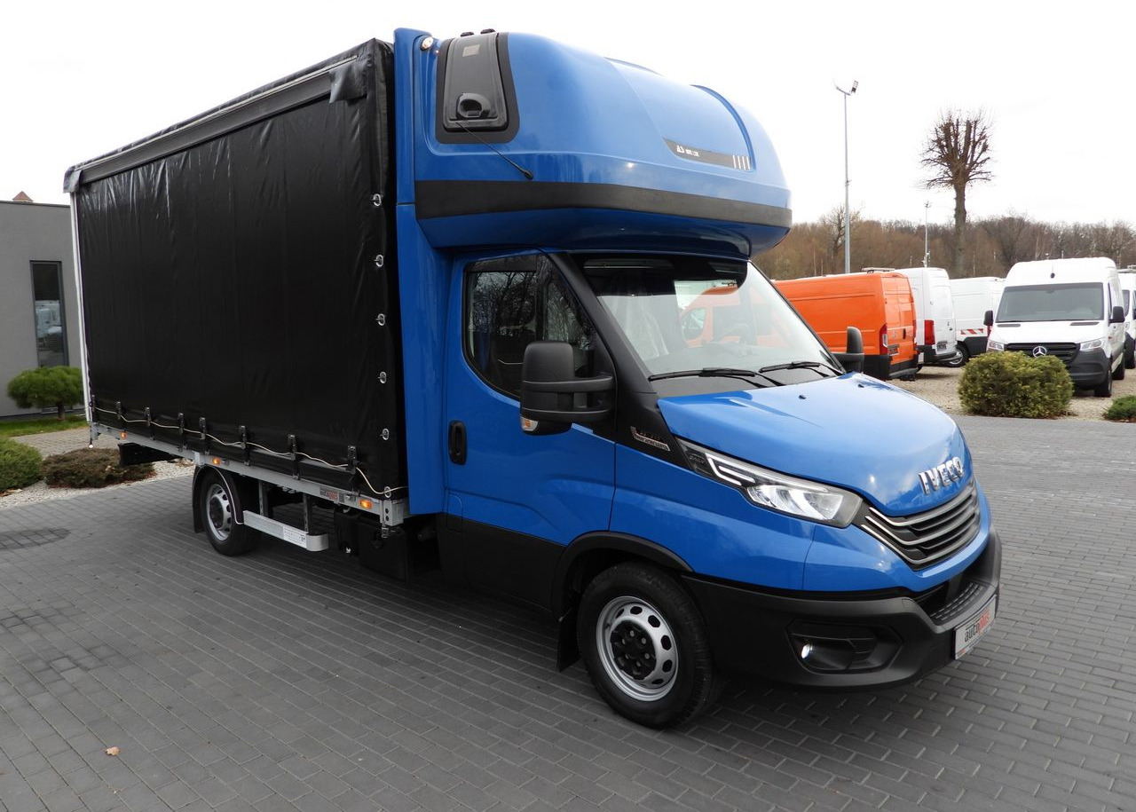IVECO DAILY 35S21 TARPAULIN 10 PALLETS WEBASTO CRUISE CONTROL NAVIGATION LED LIGHTS AUTOMATIC TRANSMISSION HI-MATIC AIR CONDITIONING 210HP - Van dengan terpal samping: gambar 4 IVECO DAILY 35S21 TARPAULIN 10 PALLETS WEBASTO CRUISE CONTROL NAVIGATION LED LIGHTS AUTOMATIC TRANSMISSION HI-MATIC AIR CONDITIONING 210HP - Van dengan terpal samping: gambar 4