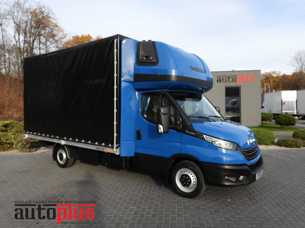 IVECO DAILY 35S21 TARPAULIN 10 PALLETS WEBASTO CRUISE CONTROL NAVIGATION LED LIGHTS AUTOMATIC TRANSMISSION HI-MATIC AIR CONDITIONING 210HP - Van dengan terpal samping: gambar 1 IVECO DAILY 35S21 TARPAULIN 10 PALLETS WEBASTO CRUISE CONTROL NAVIGATION LED LIGHTS AUTOMATIC TRANSMISSION HI-MATIC AIR CONDITIONING 210HP - Van dengan terpal samping: gambar 1