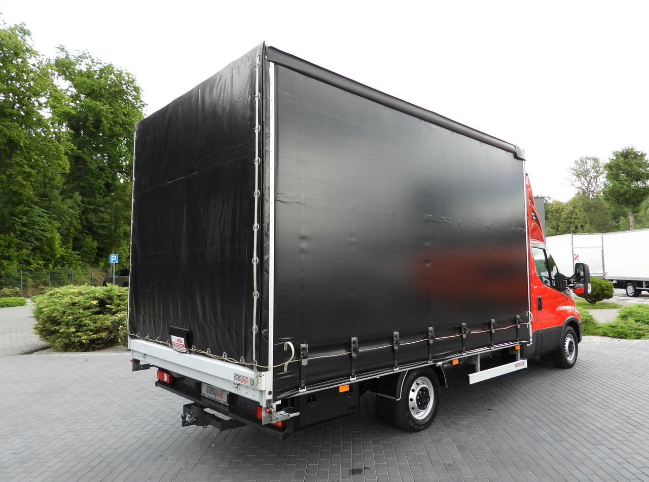 IVECO DAILY 35S21 TARPAULIN 10 PALLETS WEBASTO CRUISE CONTROL NAVIGATION LED LIGHTS PNEUMATICS AUTOMATIC TRANSMISSION HI-MATIC AIR CONDITIONING 210HP - Van dengan terpal samping: gambar 3 IVECO DAILY 35S21 TARPAULIN 10 PALLETS WEBASTO CRUISE CONTROL NAVIGATION LED LIGHTS PNEUMATICS AUTOMATIC TRANSMISSION HI-MATIC AIR CONDITIONING 210HP - Van dengan terpal samping: gambar 3