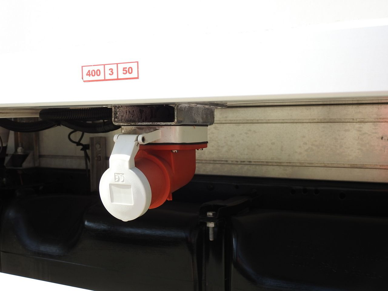 Van berpendingin IVECO DAILY: gambar 26