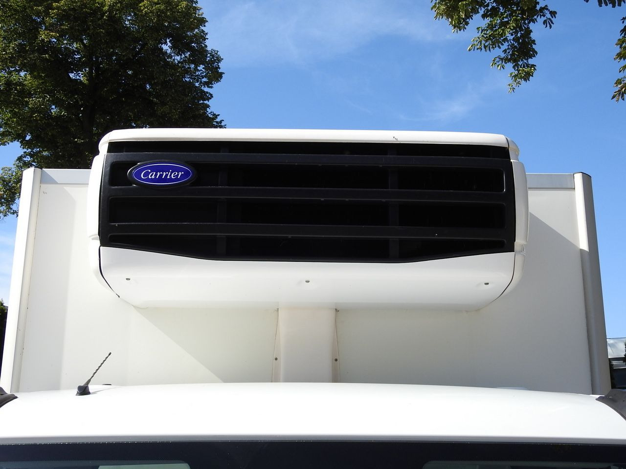 Van berpendingin IVECO DAILY: gambar 15