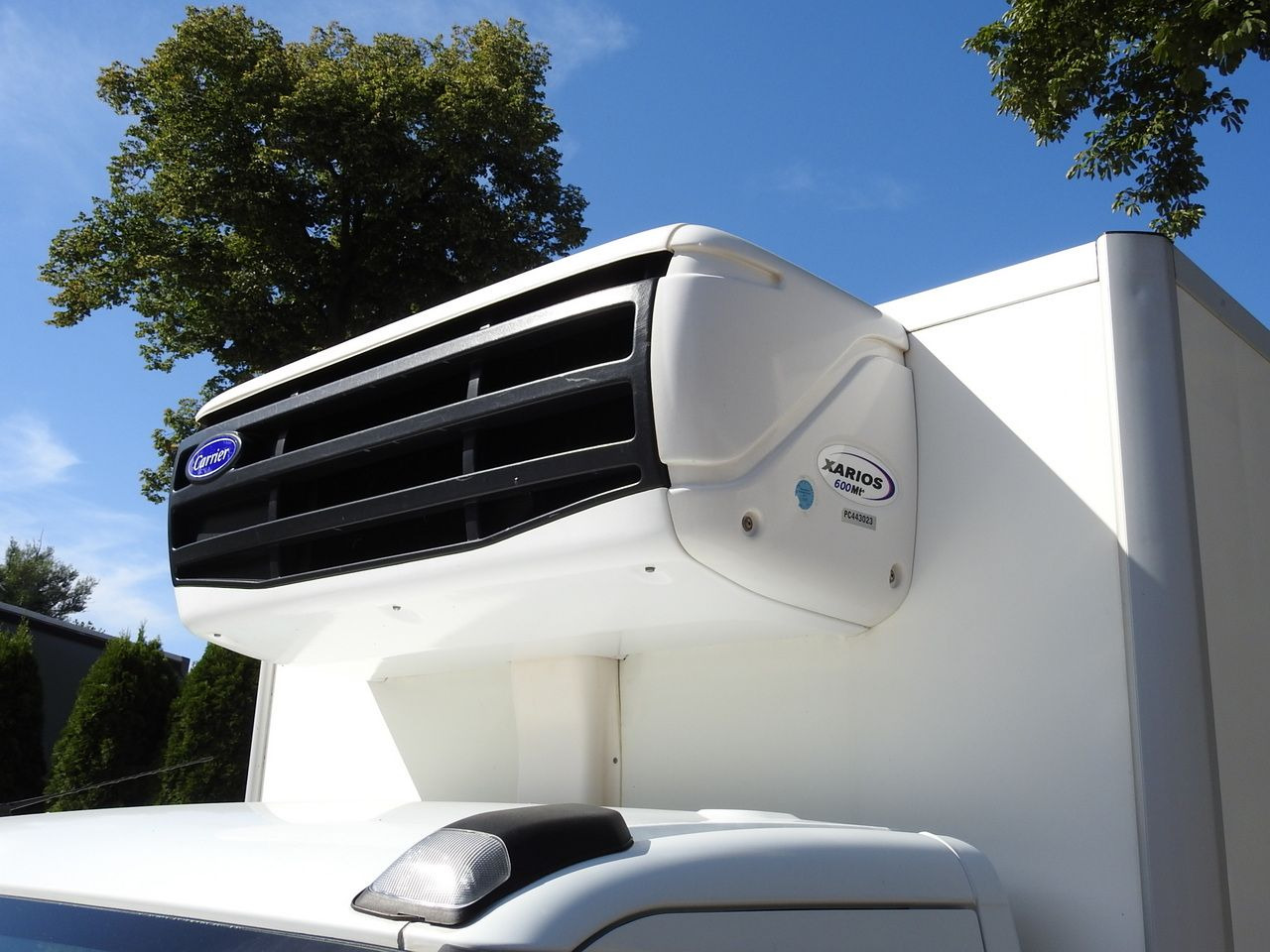 Van berpendingin IVECO DAILY: gambar 23