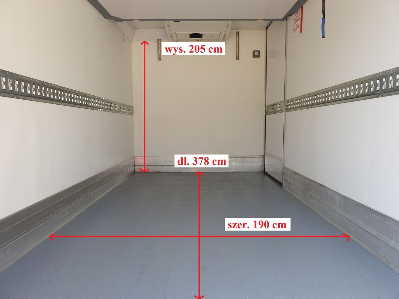 Van berpendingin IVECO DAILY: gambar 12