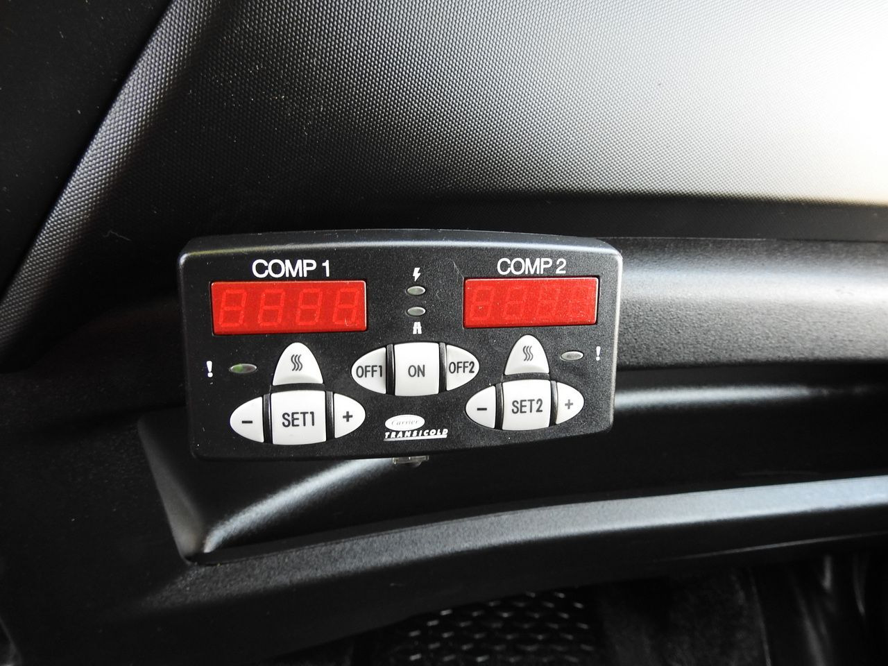 Van berpendingin IVECO DAILY: gambar 37