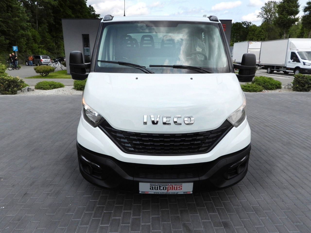 Iveco DAILY 35C14 KIPPER DOPPELKABINE DOKA 6 SITZE A/C - Van jungkit, Van kombi: gambar 5 Iveco DAILY 35C14 KIPPER DOPPELKABINE DOKA 6 SITZE A/C - Van jungkit, Van kombi: gambar 5