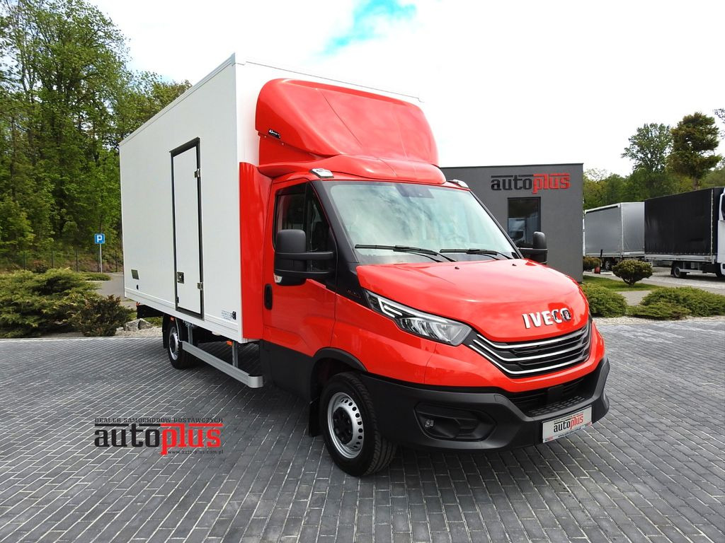 Iveco DAILY 35S18 NEUE KOFFER 10 PALETTEN TEMPOMAT - Van box: gambar 1 Iveco DAILY 35S18 NEUE KOFFER 10 PALETTEN TEMPOMAT - Van box: gambar 1