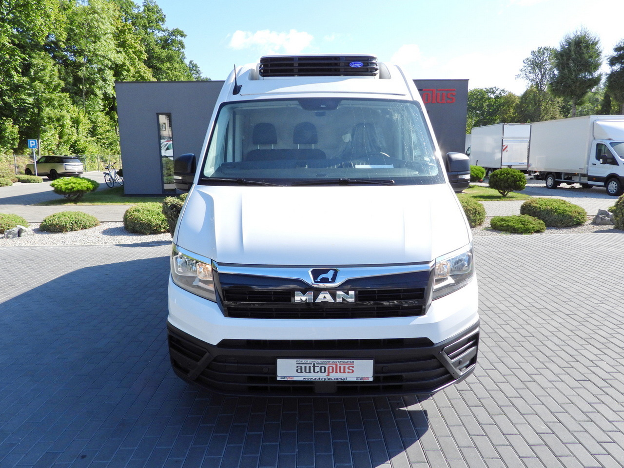 MAN TGE REFRIGERATOR VAN -5*C POWER SUPPLY 230V CRUISE CONTROL AUTOMATIC TRANSMISSION AIR CONDITIONING 180HP - Van berpendingin: gambar 5 MAN TGE REFRIGERATOR VAN -5*C POWER SUPPLY 230V CRUISE CONTROL AUTOMATIC TRANSMISSION AIR CONDITIONING 180HP - Van berpendingin: gambar 5