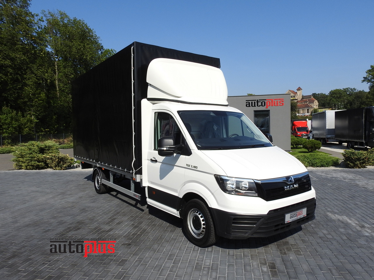 MAN TGE TARPAULIN 10 PALLETS AIR CONDITIONING 180HP - Van dengan terpal samping: gambar 1 MAN TGE TARPAULIN 10 PALLETS AIR CONDITIONING 180HP - Van dengan terpal samping: gambar 1