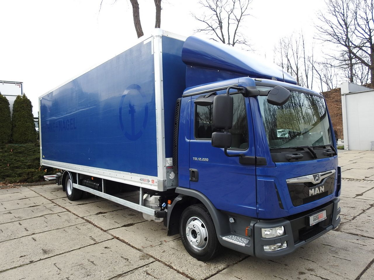 MAN TGL 12.220 BOX LIFT 18 PALLETS CRUISE CONTROLAIR CONDITIONING PNEUMATICS AUTOMATIC TWIN WHEELS 220HP - Van box: gambar 4 MAN TGL 12.220 BOX LIFT 18 PALLETS CRUISE CONTROLAIR CONDITIONING PNEUMATICS AUTOMATIC TWIN WHEELS 220HP - Van box: gambar 4