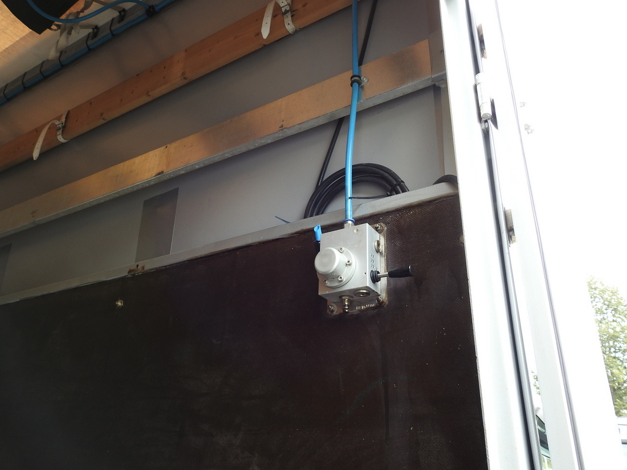 Leasing MERCEDES ATEGO 1221 TARPAULIN LIFT 16 PALLETS WEBASTO AIR CONDITIONING PNEUMATICS TWIN WHEELS  230HP MERCEDES ATEGO 1221 TARPAULIN LIFT 16 PALLETS WEBASTO AIR CONDITIONING PNEUMATICS TWIN WHEELS  230HP: gambar 28