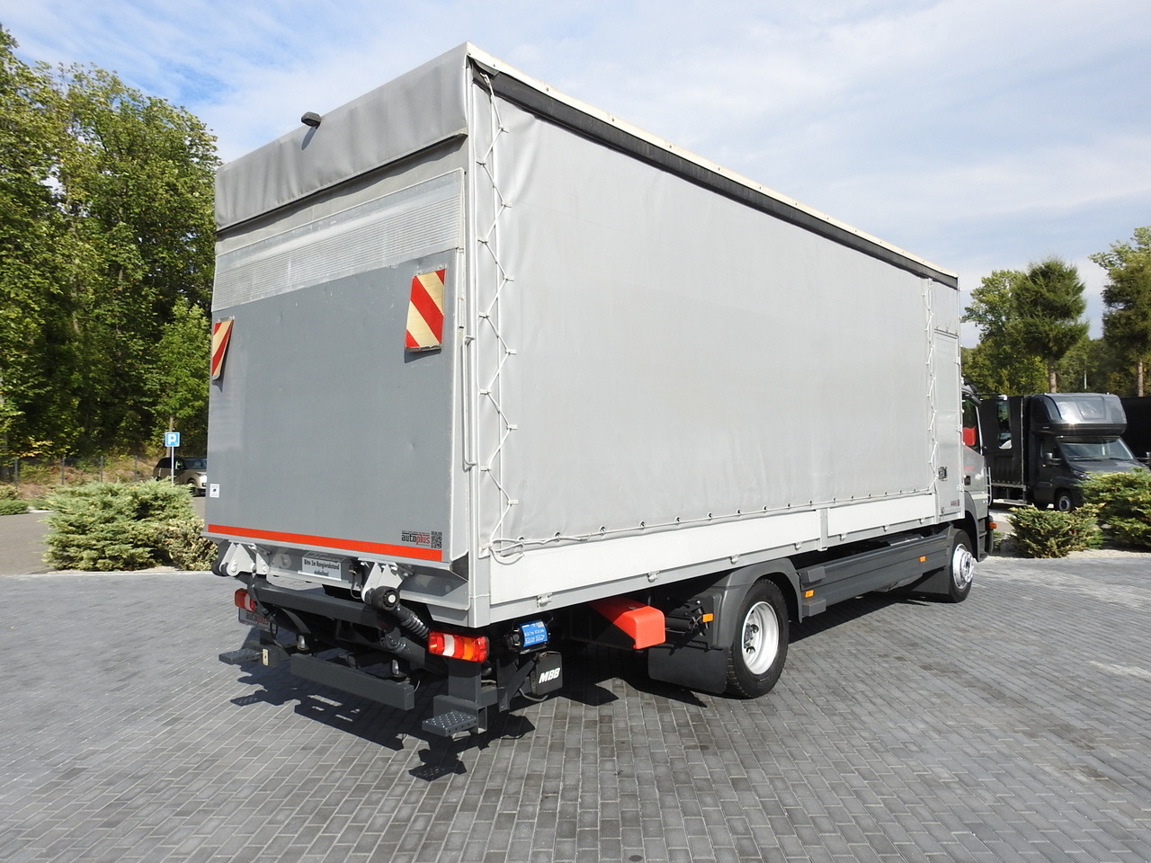 MERCEDES ATEGO 1221 TARPAULIN LIFT 16 PALLETS WEBASTO AIR CONDITIONING PNEUMATICS TWIN WHEELS  230HP - Van dengan terpal samping: gambar 3 MERCEDES ATEGO 1221 TARPAULIN LIFT 16 PALLETS WEBASTO AIR CONDITIONING PNEUMATICS TWIN WHEELS  230HP - Van dengan terpal samping: gambar 3