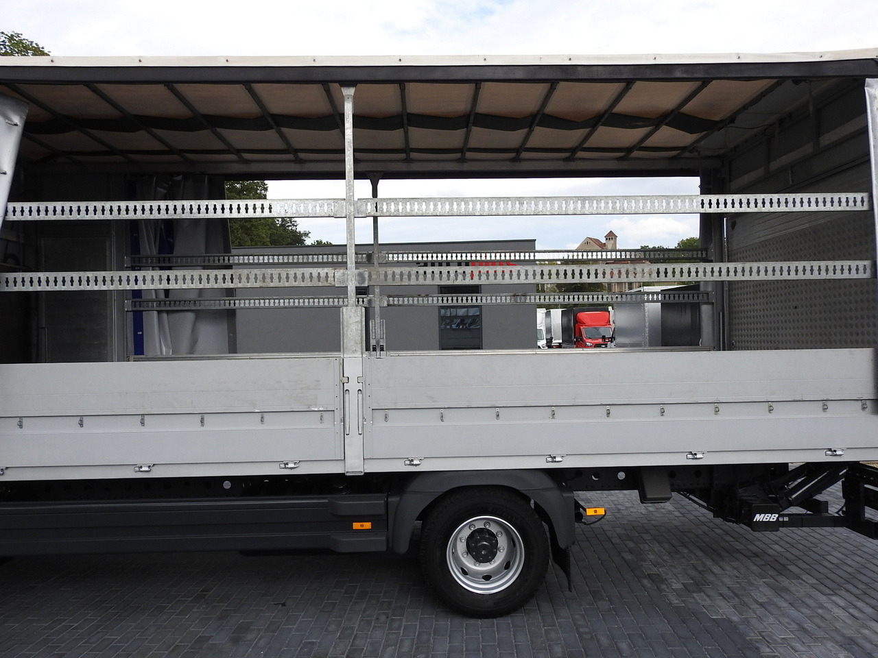 Leasing MERCEDES ATEGO 1221 TARPAULIN LIFT 16 PALLETS WEBASTO AIR CONDITIONING PNEUMATICS TWIN WHEELS  230HP MERCEDES ATEGO 1221 TARPAULIN LIFT 16 PALLETS WEBASTO AIR CONDITIONING PNEUMATICS TWIN WHEELS  230HP: gambar 23