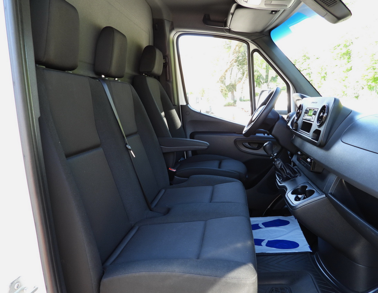 Van box MERCEDES SPRINTER 315 BOX LIFT 8 PALLETS AIR CONDITIONING  150HP: gambar 37